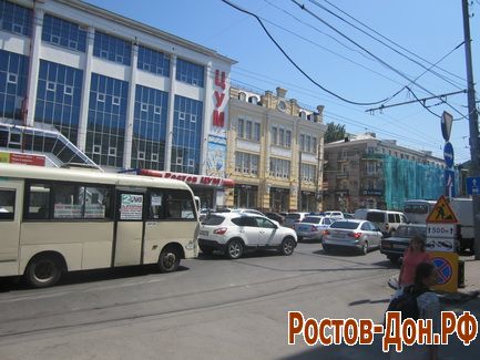 Пр. Буденновский411