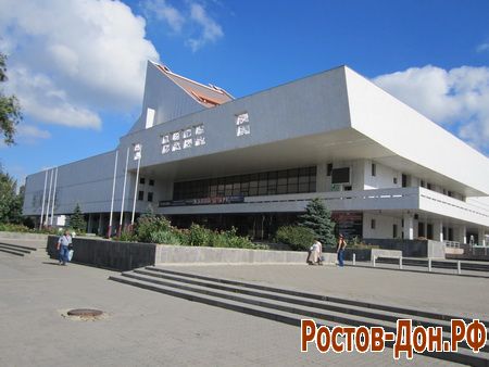 Музыкальный театр