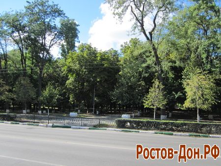 ул. Б. Садовая в Ростове1021