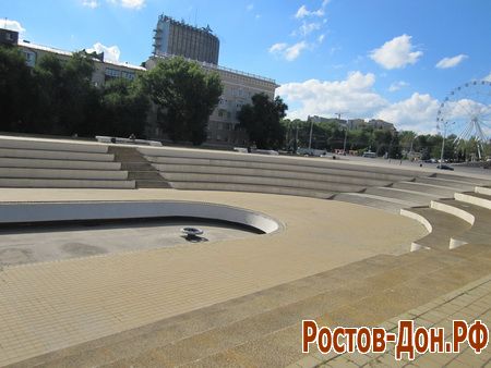 Театральная площадь913