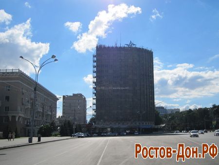 Театральная площадь932