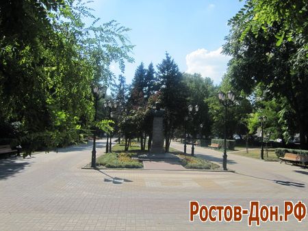 Сквер им. 1-ого пионерского слета1451