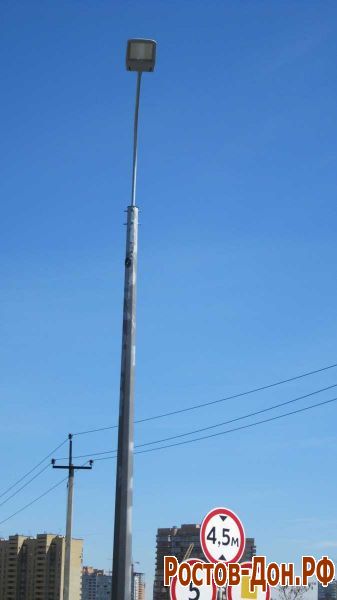 Новый столб освещения