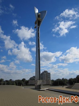 Театральная площадь912