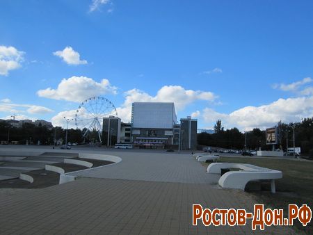 Театральная площадь927